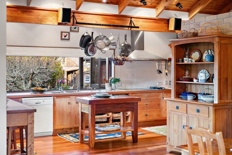 Photo of property in 11 Saville Place, Pyes Pa, Tauranga, 3112