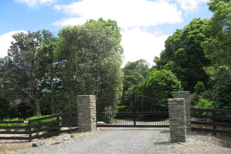 Photo of property in 19 Portsmouth Road, Bombay, 2675