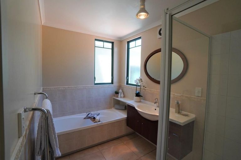 Photo of property in 114 Mountfield Road, Waipu, 0582