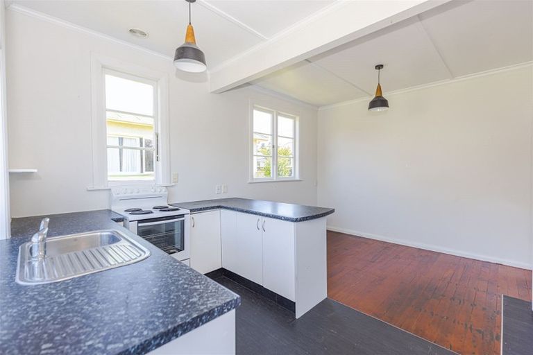 Photo of property in 97 Niblett Street, Whanganui, 4500
