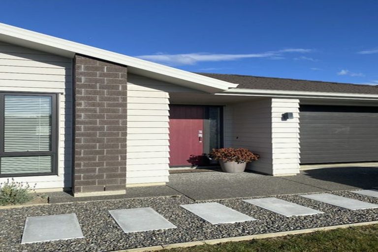 Photo of property in 13 John Burke Drive, Aotea, Porirua, 5024