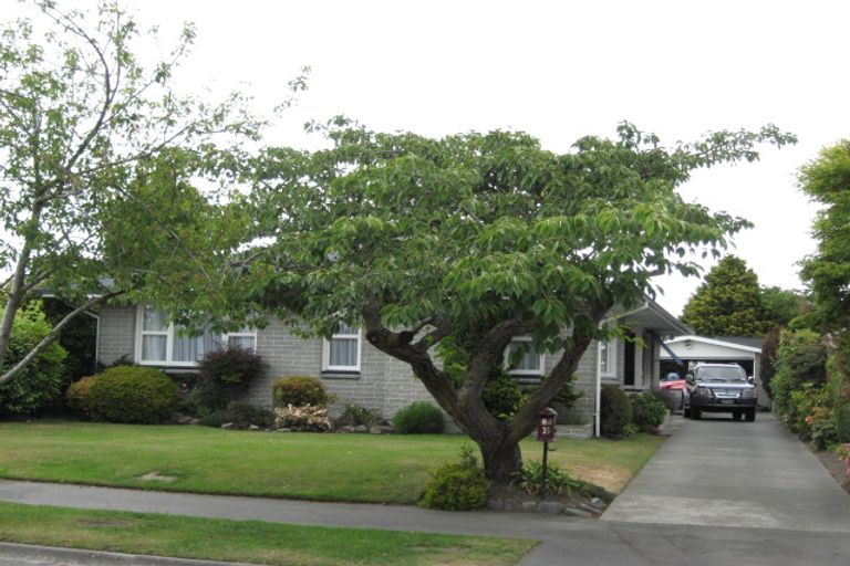 Photo of property in 35 Dunster Street, Burnside, Christchurch, 8053