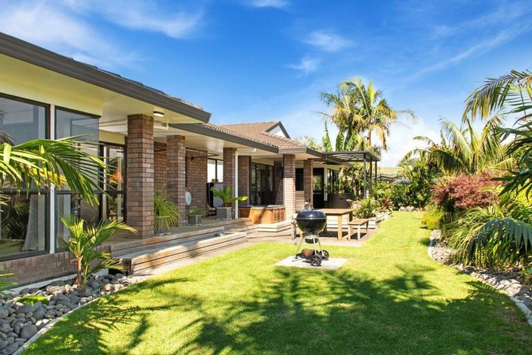 Photo of property in 4 Verbena Glen, Mount Maunganui, 3116