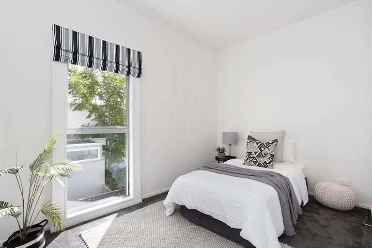 Photo of property in 99 Carlton Mill Road, Merivale, Christchurch, 8014