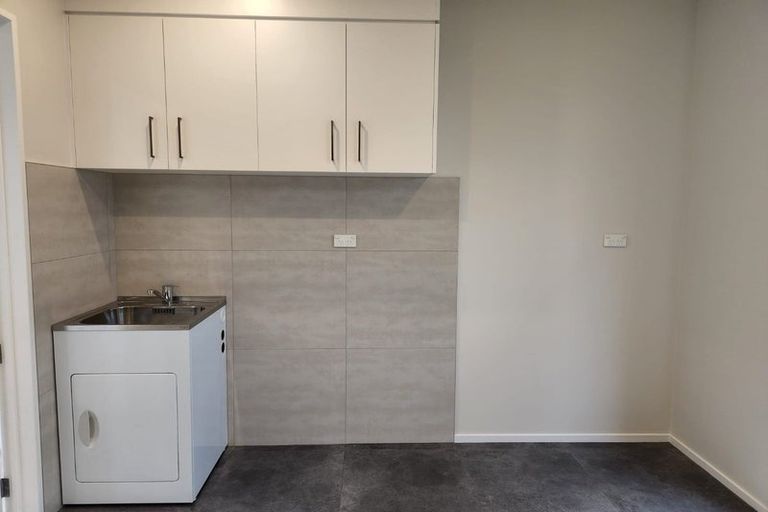 Photo of property in 8d Bunnythorpe Road, Papakura, 2110