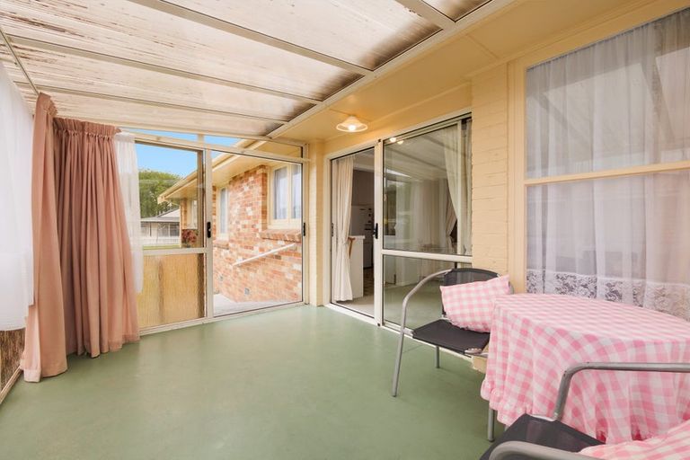 Photo of property in 8a Carisbrooke Street, Katikati, 3129