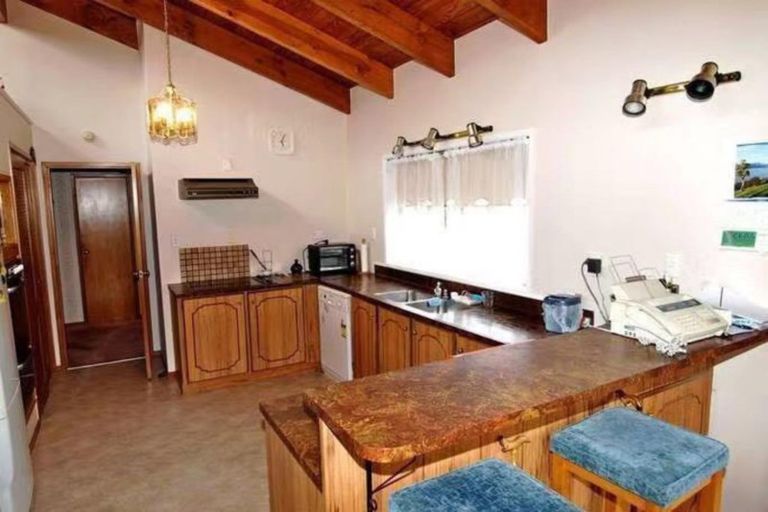 Photo of property in 10 Westpark Drive, West Harbour, Auckland, 0618