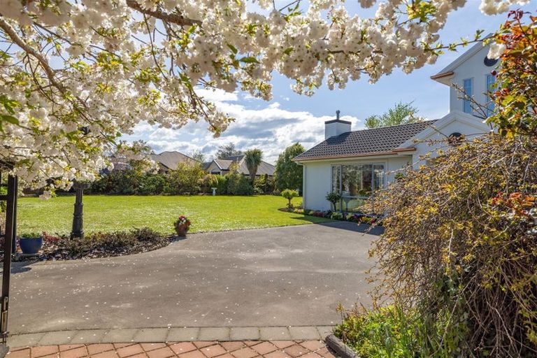 Photo of property in 204 Cavendish Road, Casebrook, Christchurch, 8051