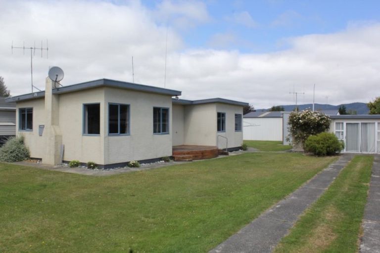 Photo of property in 49 Moana Crescent, Te Anau, 9600