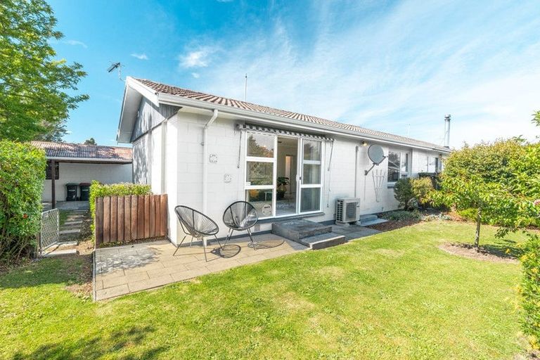 Photo of property in 2/55 Oakhampton Street, Hornby, Christchurch, 8042