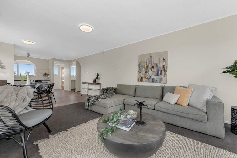 Photo of property in 110 Friedlanders Road, Manurewa, Auckland, 2102