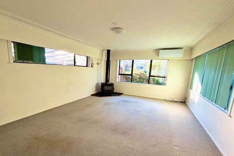 Photo of property in 13 Sorrel Crescent, Bucklands Beach, Auckland, 2012