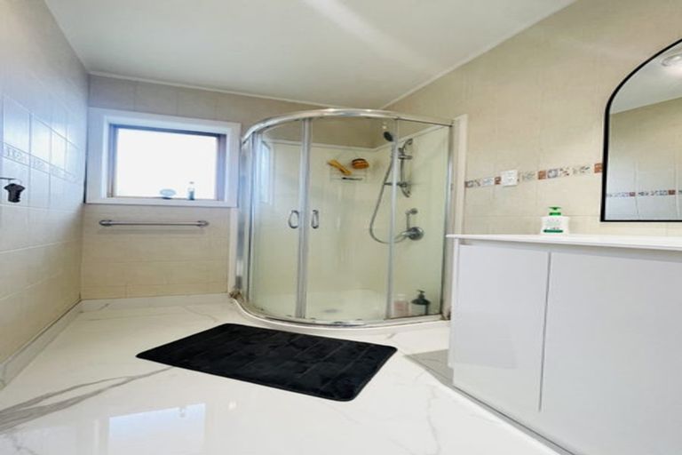 Photo of property in 1/5 Avis Avenue, Papatoetoe, Auckland, 2025