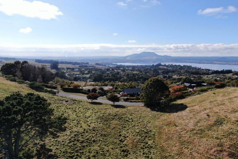 Photo of property in 104 Highland Drive, Acacia Bay, Taupo, 3385