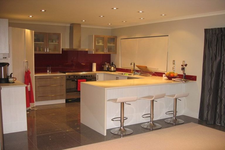 Photo of property in 21 Leburn Crescent, Flat Bush, Auckland, 2016