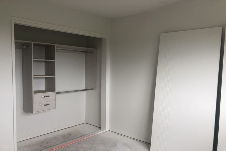 Photo of property in 141 Grove Road, Papakura, 2110