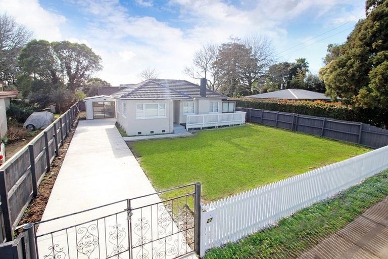 Photo of property in 27 Vine Street, Mangere East, Auckland, 2024