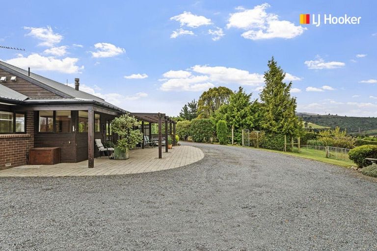 Photo of property in 43 Halfway Bush Road, Halfway Bush, Dunedin, 9076