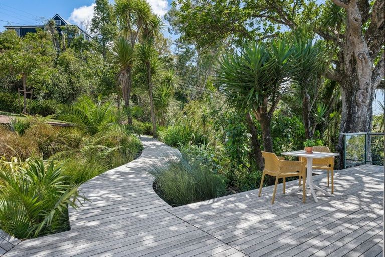 Photo of property in 8 Martin Road, Matakana, Warkworth, 0985