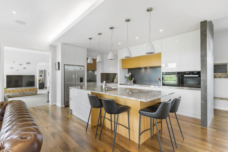 Photo of property in 38 Hawthorne Lane, Kingseat, Papakura, 2580