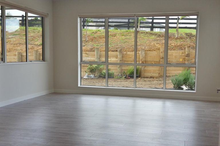 Photo of property in 6 Mcintosh Drive, Pokeno, 2471