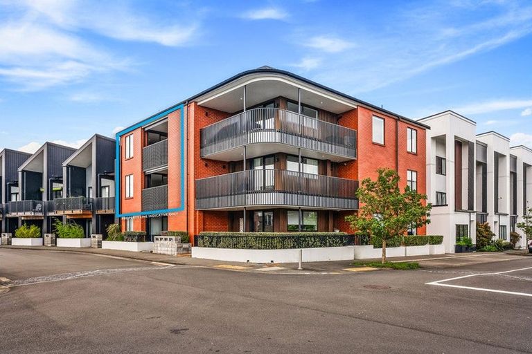 Photo of property in 3/85 Bomb Point Drive, Hobsonville, Auckland, 0616