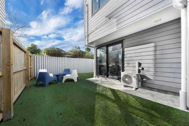 Photo of property in 3/45 Dale Crescent, Pakuranga, Auckland, 2010