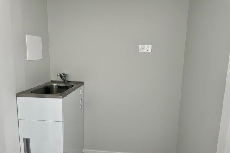 Photo of property in 49 O'meara Street, Swanson, Auckland, 0614