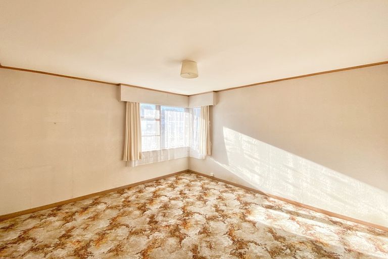 Photo of property in 4 Sullivan Grove, Epuni, Lower Hutt, 5011