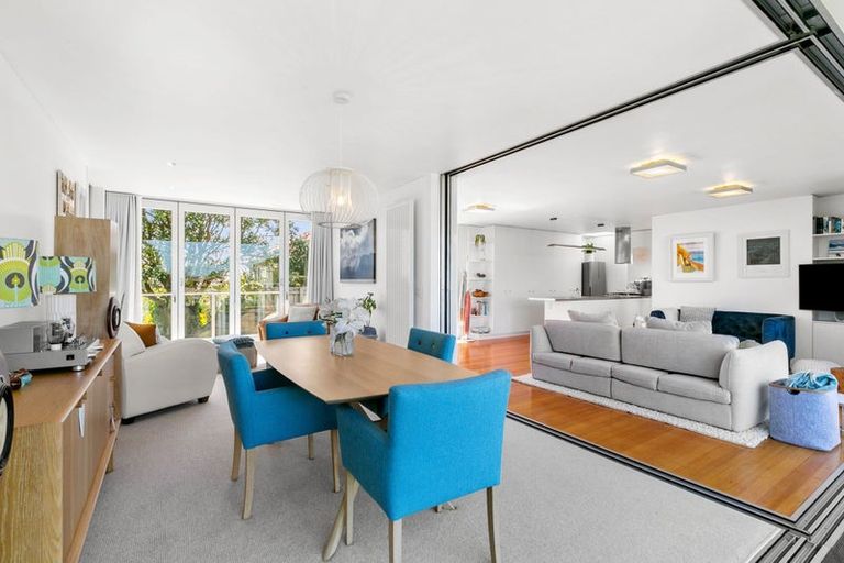 Photo of property in 120b Pioneer Road, Moturoa, New Plymouth, 4310