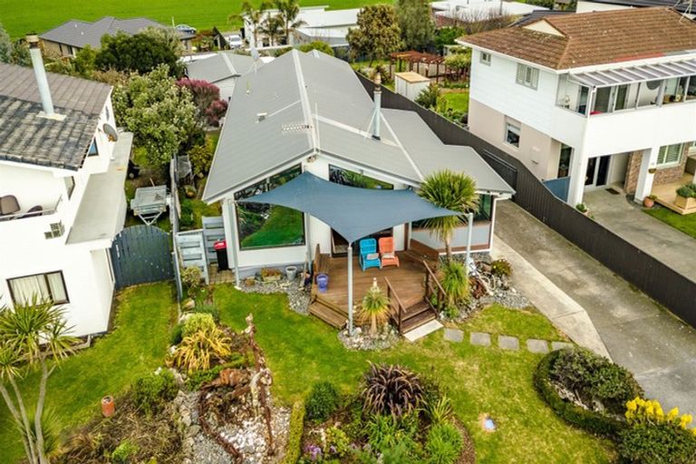 Photo of property in 132 North Shore Road, Eskdale, Napier, 4182