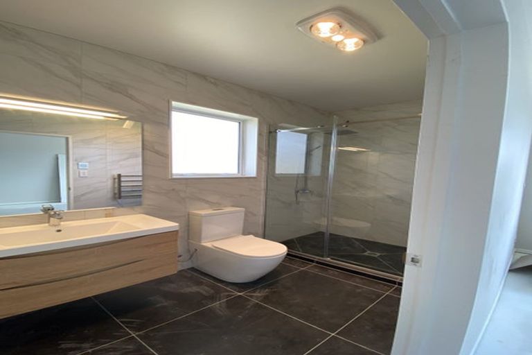 Photo of property in 38 Takurua Terrace, Orewa, 0931