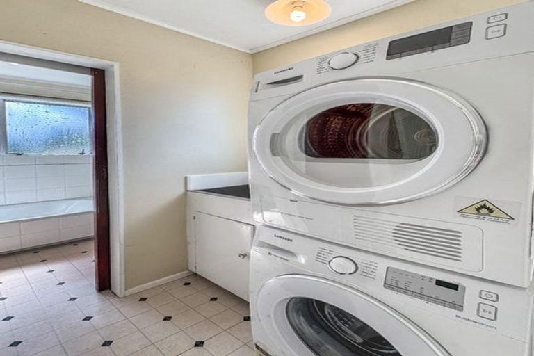 Photo of property in 53a Ohariu Road, Johnsonville, Wellington, 6037