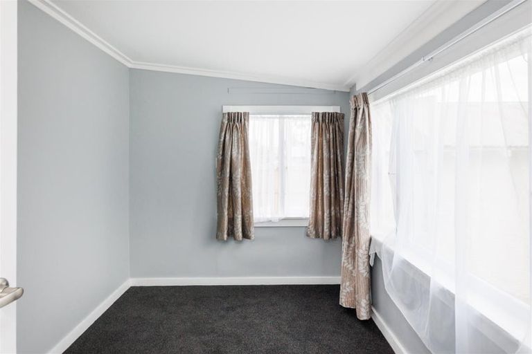 Photo of property in 37 Harris Street, Marton, 4710