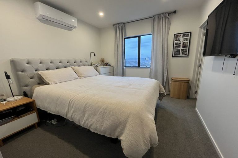 Photo of property in 15b Waka Ama Road, Karaka, Papakura, 2113