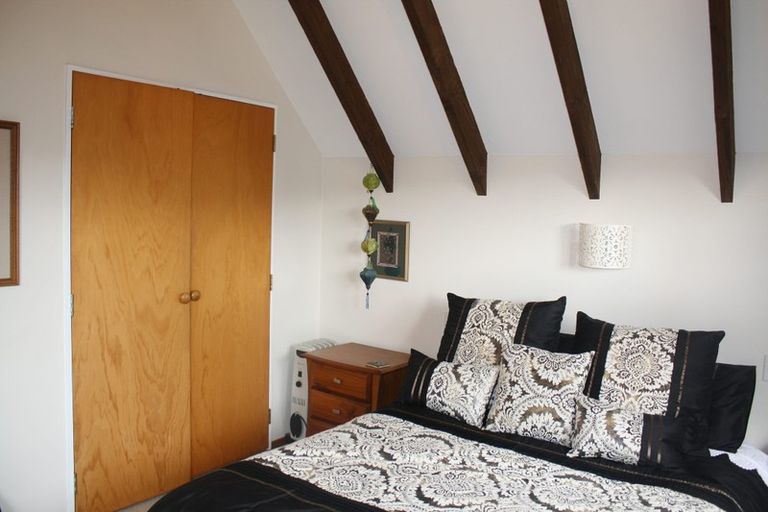 Photo of property in 121 Mairangi Road, Wilton, Wellington, 6012