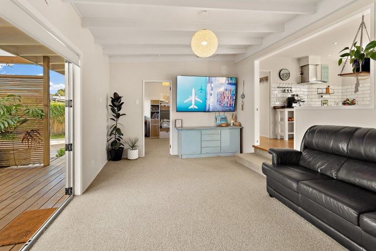 Photo of property in 14 Catherine Crescent, Whitianga, 3510