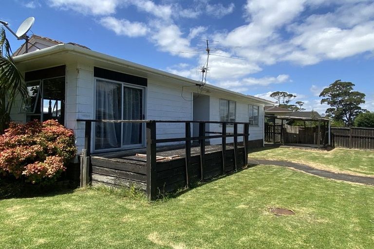 Photo of property in 60 Sharland Avenue, Manurewa, Auckland, 2102