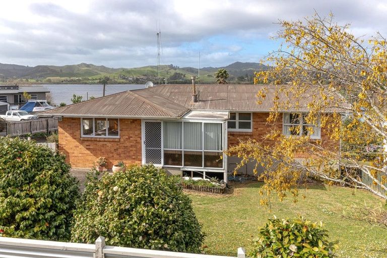 Photo of property in 38 Kimihia Road, Huntly, 3700