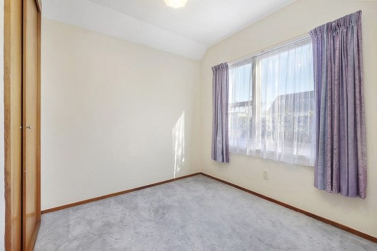 Photo of property in 36 Pensacola Crescent, Broomfield, Christchurch, 8042