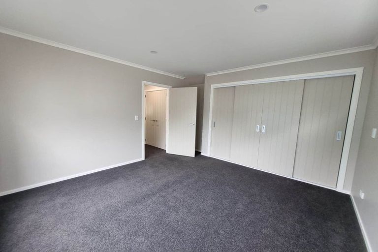 Photo of property in 6d Te Whiti Grove, Waterloo, Lower Hutt, 5011
