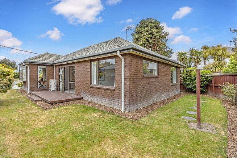 Photo of property in 469 Bower Avenue, Parklands, Christchurch, 8083