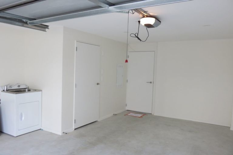 Photo of property in 3 Carder Court, Hobsonville, Auckland, 0618