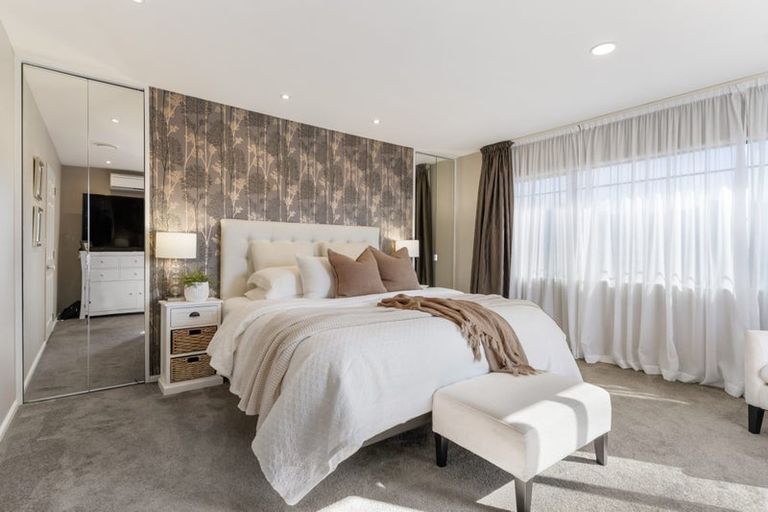 Photo of property in 10 Advance Way, Albany, Auckland, 0632