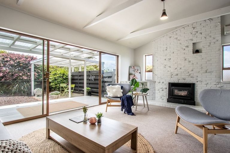 Photo of property in 6 Mountainview Terrace, Otaki Beach, Otaki, 5512