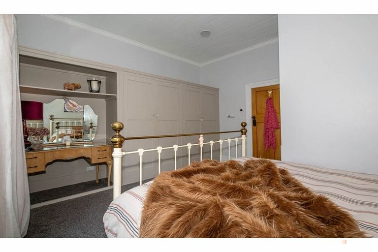 Photo of property in 22 Mckenzie Street, Geraldine, 7930