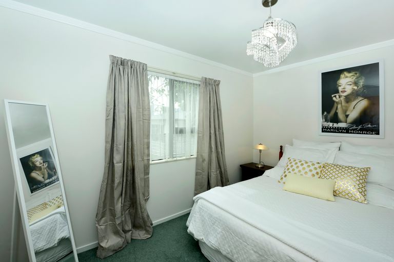 Photo of property in 1 Crescent Street, Richmond, 7020