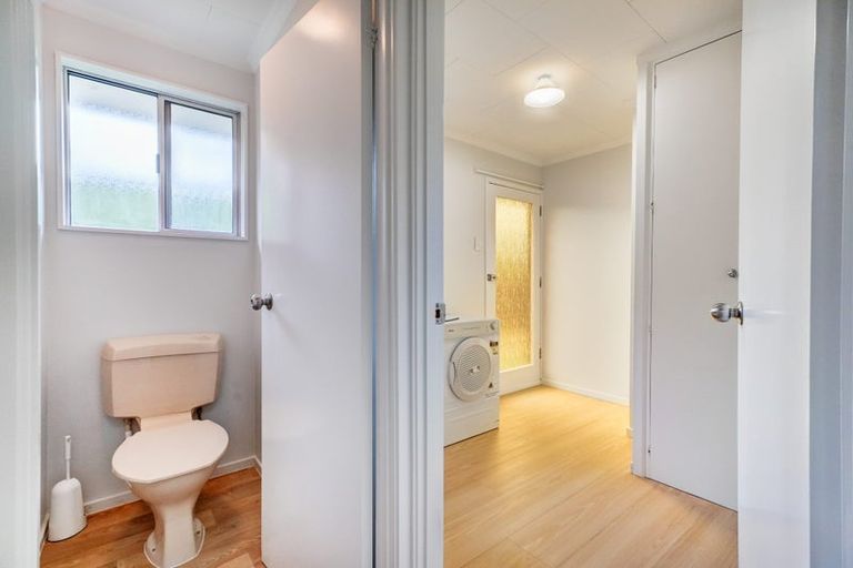 Photo of property in 24 Oakmont Place, Wattle Downs, Auckland, 2103