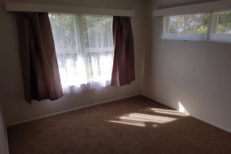 Photo of property in 20 Ferguson Street, Manurewa East, Auckland, 2102