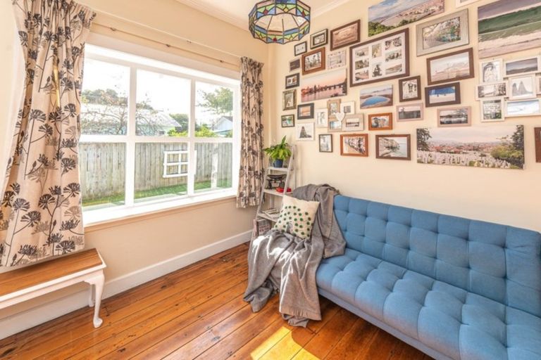Photo of property in 3 Cavell Place, Gonville, Whanganui, 4501